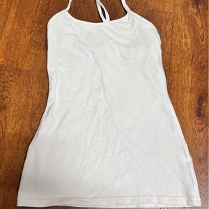 white lululemon tank top